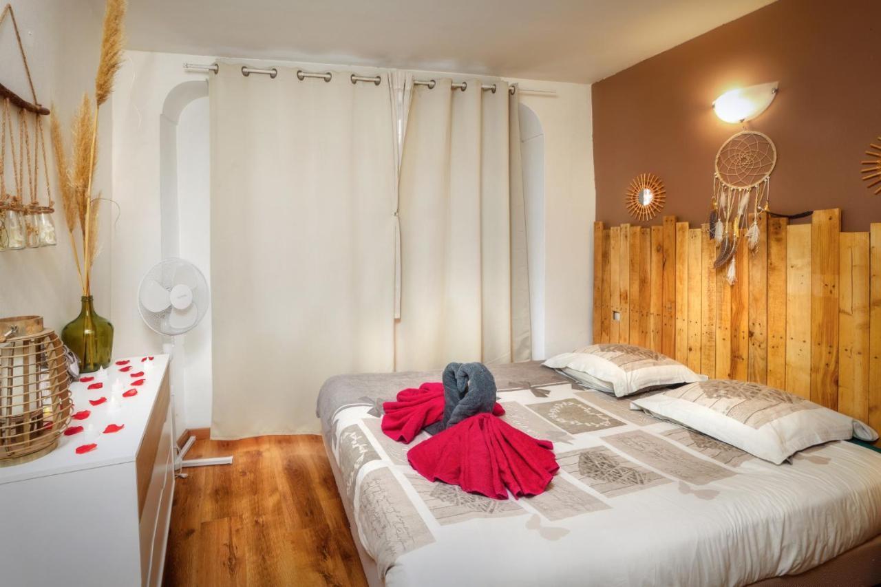 Les Bulles Medievales - Appartement Dedie Au Bien Etre Avec Spa - Netflix Et Wifi - Climatisation การ์กาซอน ภายนอก รูปภาพ