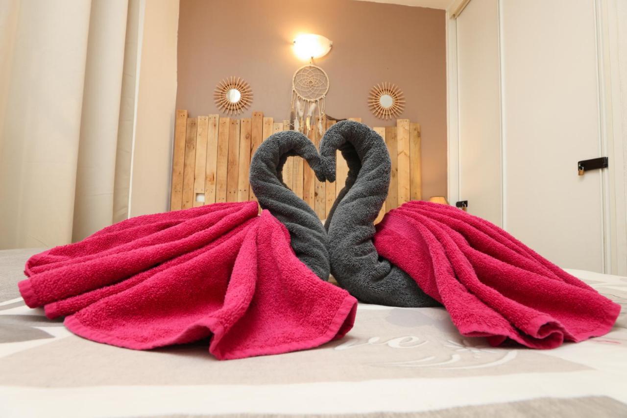 Les Bulles Medievales - Appartement Dedie Au Bien Etre Avec Spa - Netflix Et Wifi - Climatisation การ์กาซอน ภายนอก รูปภาพ
